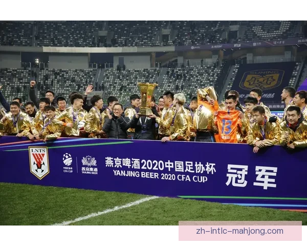 科尔查瓜以3比0战胜维拉斯克斯 展现强大实力力压对手